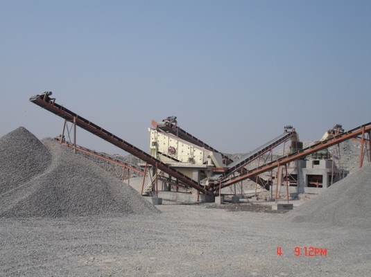خط مصنع كسارة الحجر الأوتوماتيكي من Garnite Limeatone منخفض الضوضاء ISO9001